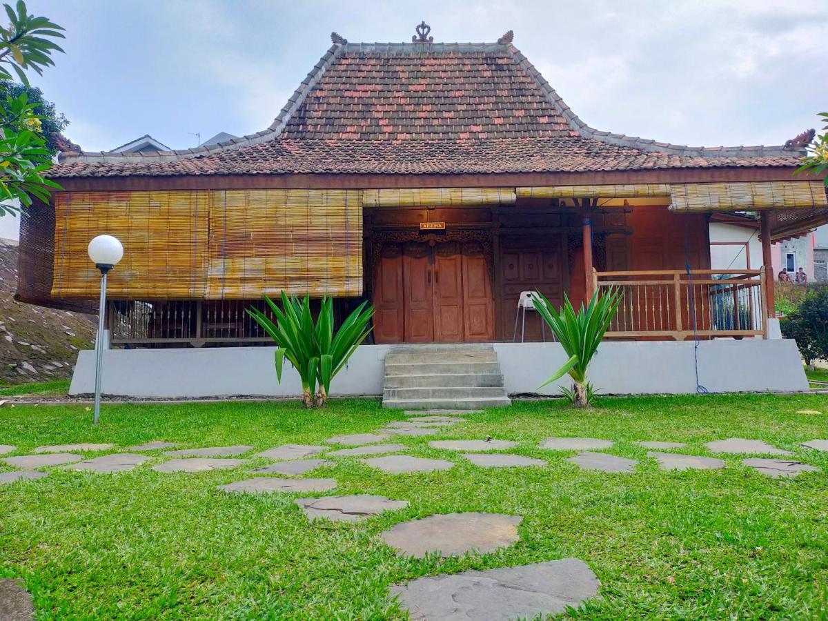 Joglo Kumpul Resort Cangkiran Esterno foto