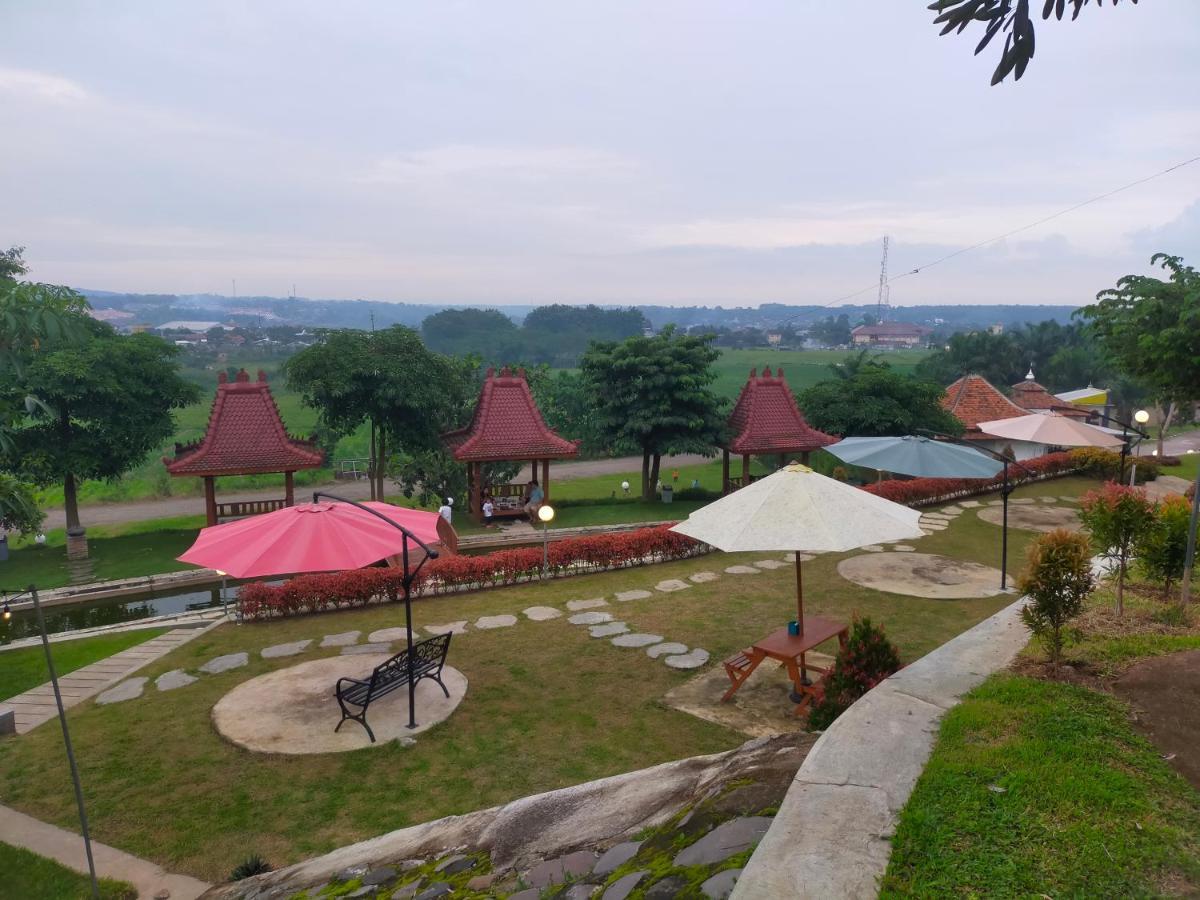 Joglo Kumpul Resort Cangkiran Esterno foto